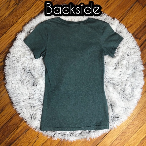 Nike dri-fit short sleeve vneck t-shirt - Picture 2 of 4